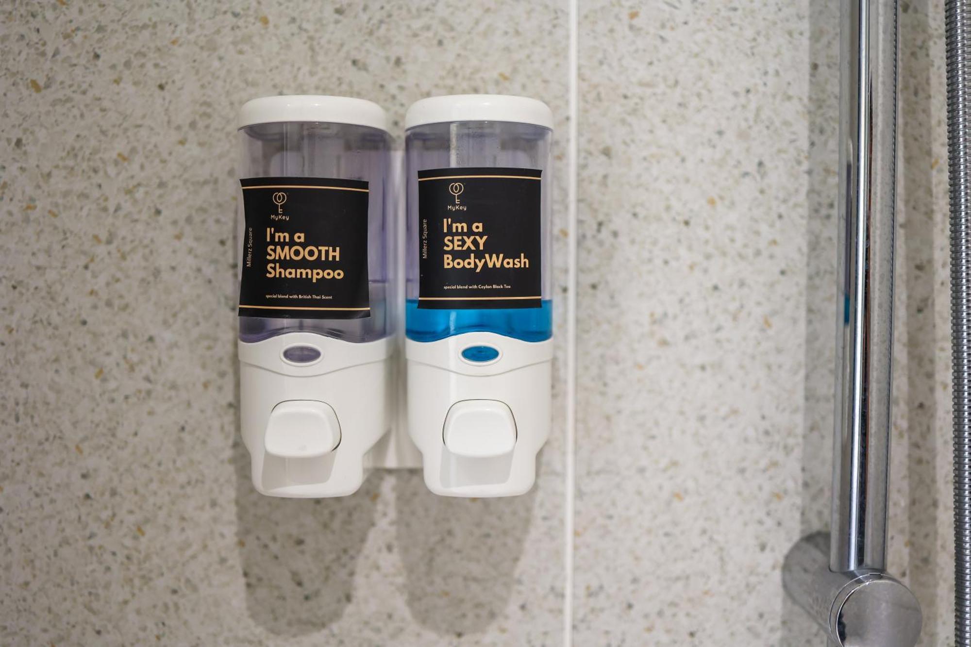 Appartement Millerz Square By Mykey à Kuala Lumpur Extérieur photo Soap dispensers